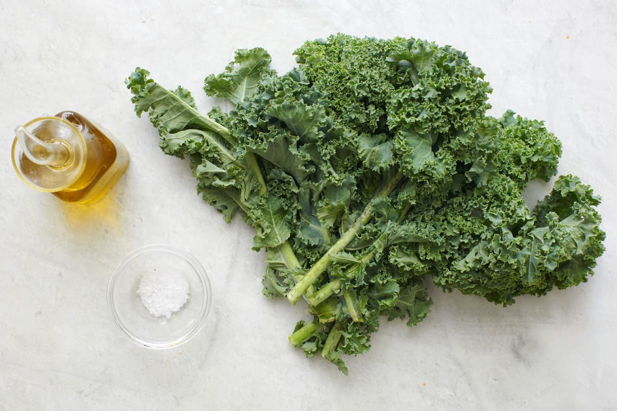 Fresh bunch of kale to make baked kale chips