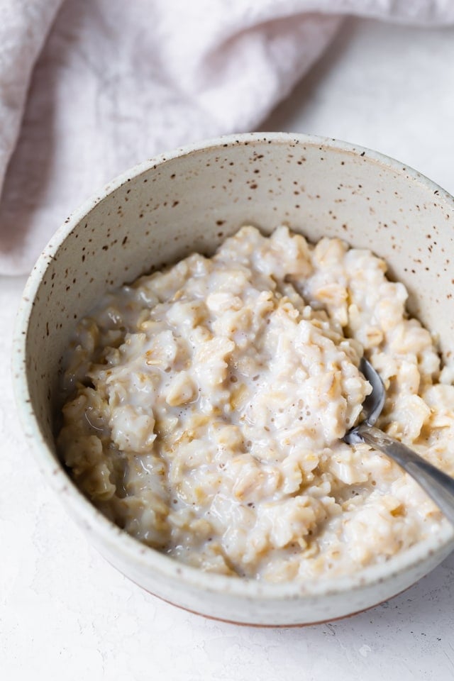 Bowl of cooked oatmeal