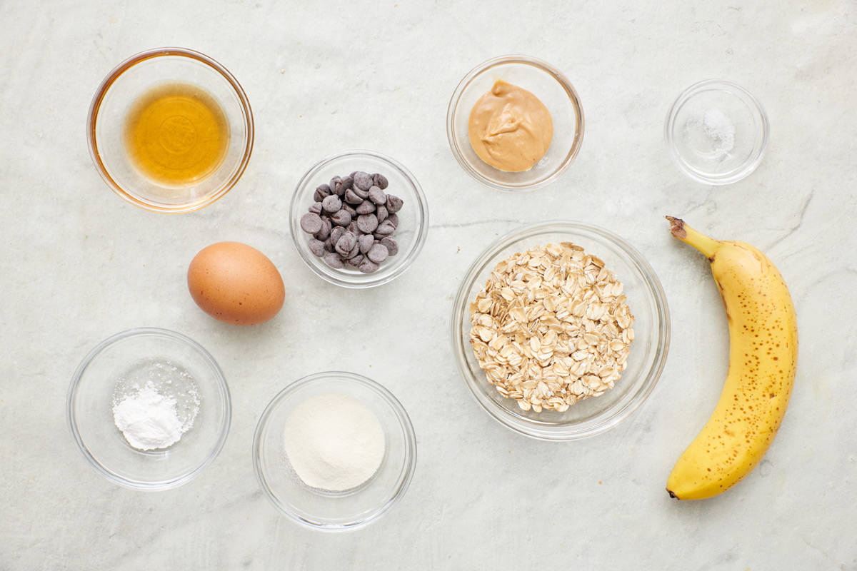 Ingredients to make oatmeal chocolate chip cookie version